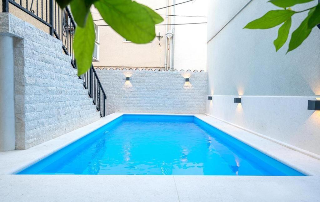 Apartment Heritage In Center With Pool- *