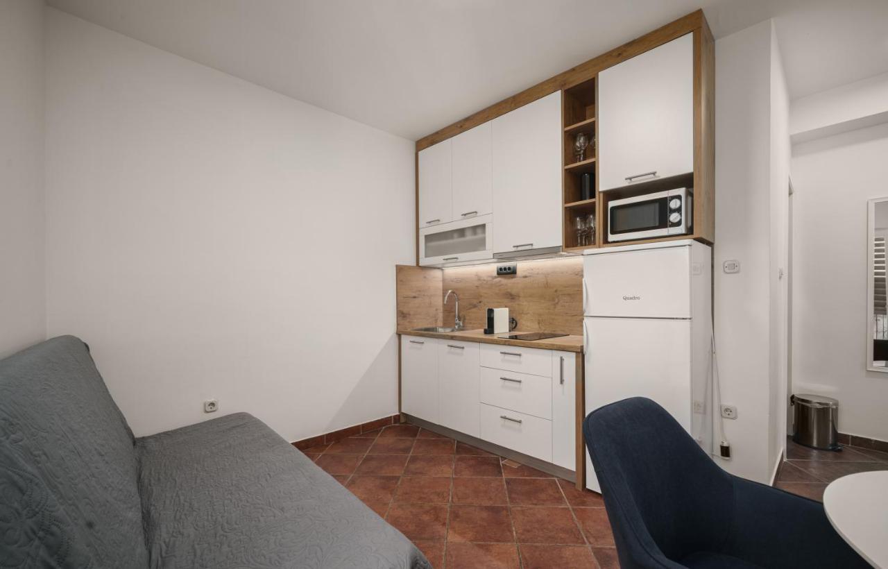 Apartment Heritage In Center With Pool- Vodice