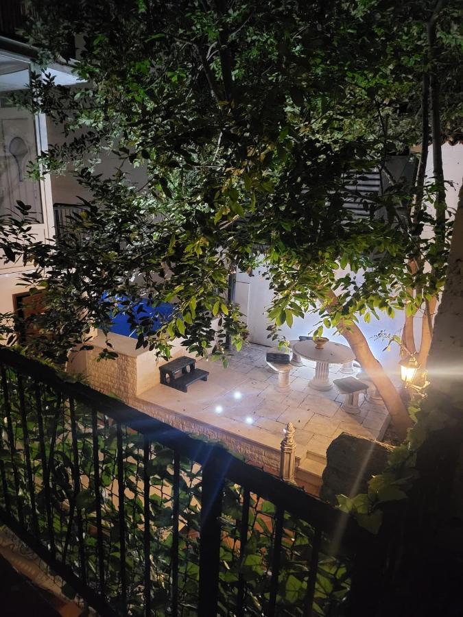 Heritage In Center With Pool- Apartment *